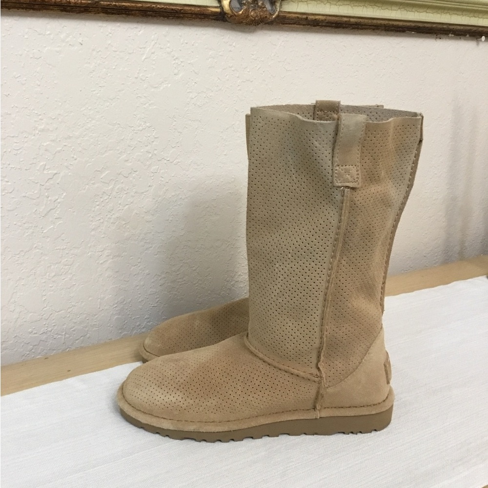 UGG Perforated Unlined Pull-On Mid-Calf Boot Light Brown Size 6